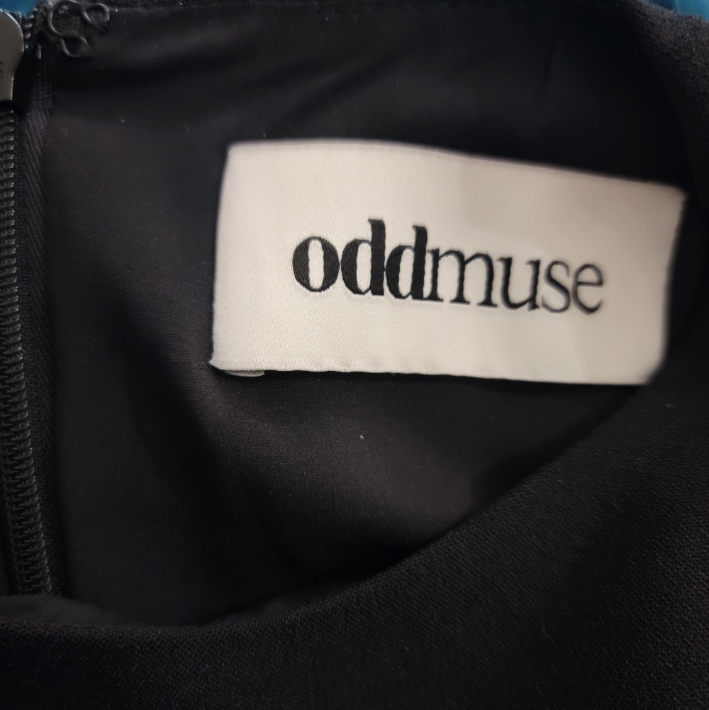 Odd Muse Crystal Tee in Black Medium - Picture 7 of 8